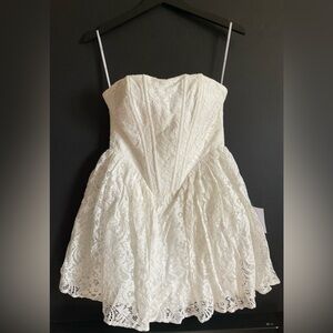 Lulu's White Strapless Lace Dress